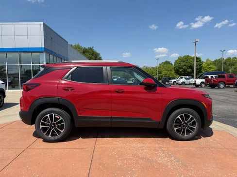 New 2026 Chevrolet TrailBlazer LT FWD image 6