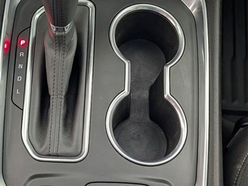 Used 2019 Chevrolet Traverse LT image 23