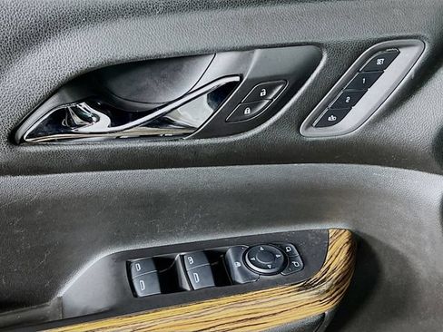 Used 2017 GMC Acadia Denali w/ LPO, Floor Liner Package AWD/4WD image 9