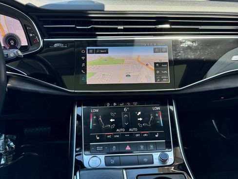 Used 2020 Audi Q7 3.0T Premium w/ Convenience Package AWD/4WD image 22