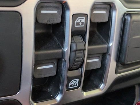 Used 2020 Jeep Wrangler Unlimited Sport AWD/4WD image 21