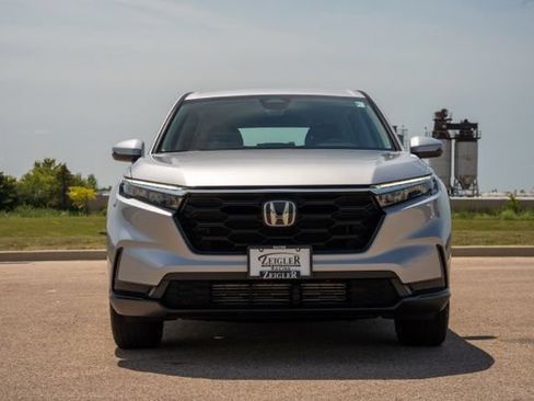 Used 2024 Honda CR-V LX image 2