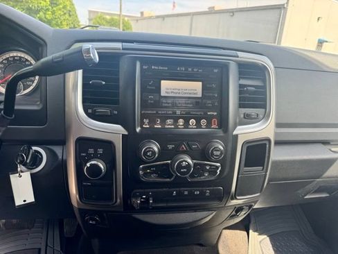 Used 2017 RAM 2500 SLT AWD/4WD image 13