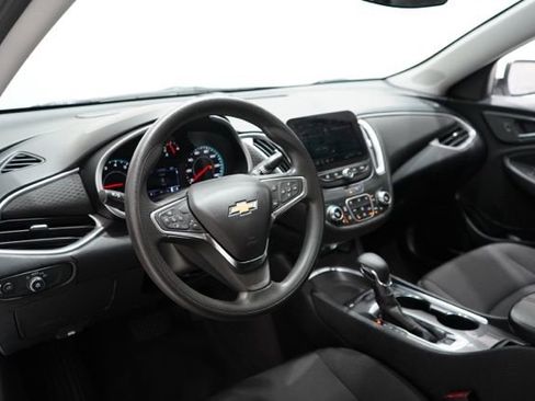 Used 2024 Chevrolet Malibu LT image 17