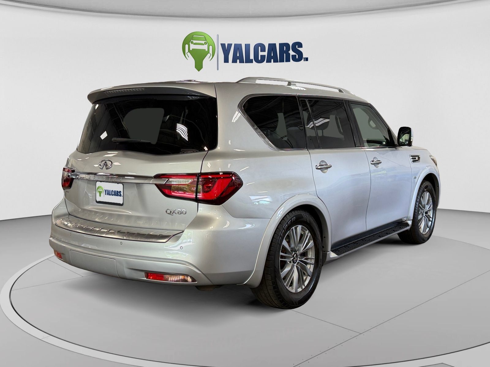 Used 2018 INFINITI QX80 4WD w/ Driver Assistance Package image 5