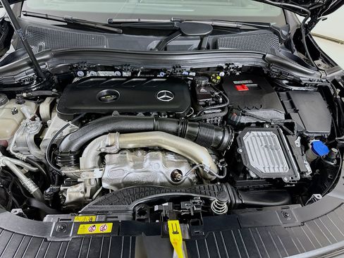 Certified 2025 Mercedes-Benz GLA 250 image 30