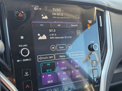 Used 2021 Subaru Outback Premium image 31