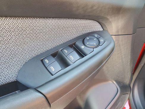 Used 2026 Chevrolet TrailBlazer LT w/ LT Cold Weather Package AWD/4WD image 11