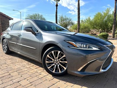 Used 2020 Lexus ES 350 w/ Luxury Package