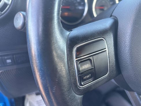 Used 2016 Jeep Wrangler Rubicon w/ Power Convenience Group AWD/4WD image 15