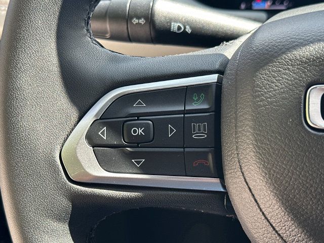 Used 2025 Jeep Compass Limited w/ Elite Group AWD/4WD image 29