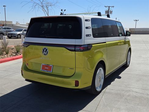 New 2025 Volkswagen ID. Buzz 1st Edition image 10