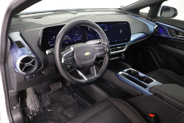 Used 2024 Chevrolet Equinox EV LT FWD image 27