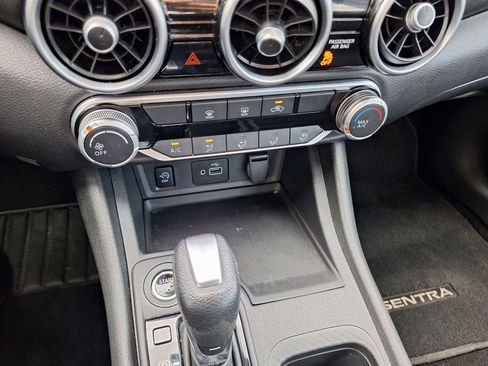Used 2024 Nissan Sentra S image 13