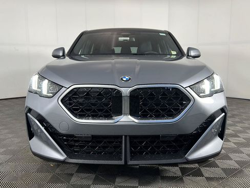 New 2026 BMW X2 xDrive28i w/ Convenience Package AWD/4WD image 5