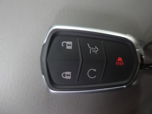 New 2025 Cadillac XT6 Premium Luxury image 16