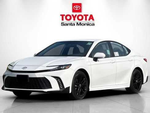 New 2026 Toyota Camry SE FWD image 6