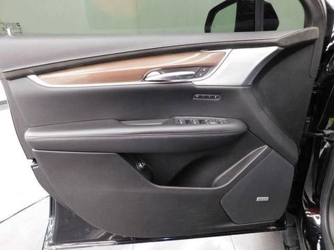 Used 2021 Cadillac XT5 Sportv w/ Platinum Package image 18