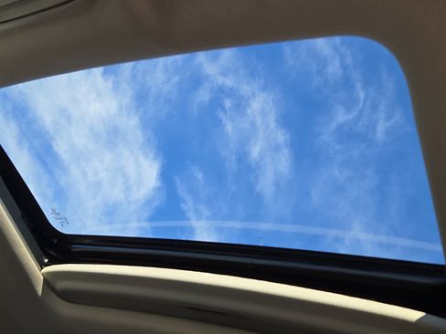 Used 2024 Honda CR-V EX-L image 16