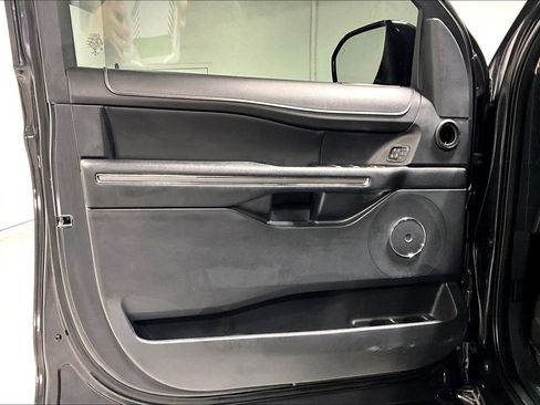 Used 2022 Ford Expedition XLT RWD image 22