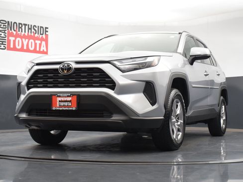 Used 2025 Toyota RAV4 XLE image 29