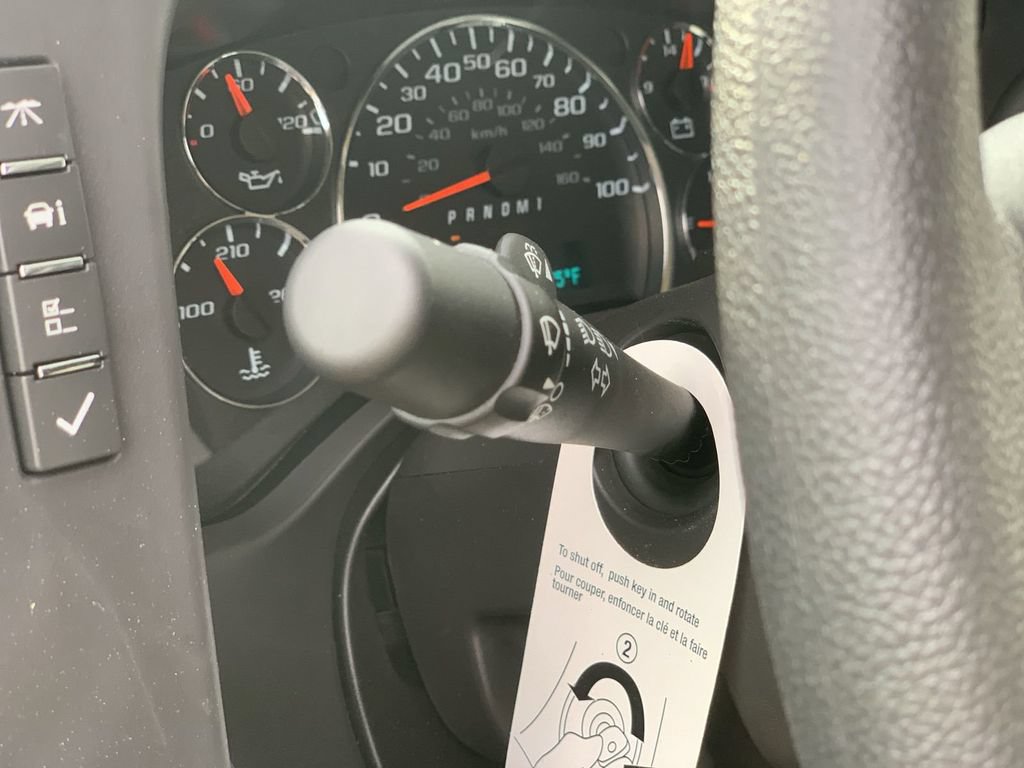 New 2025 Chevrolet Express 2500 w/ Driver Convenience Package RWD image 19