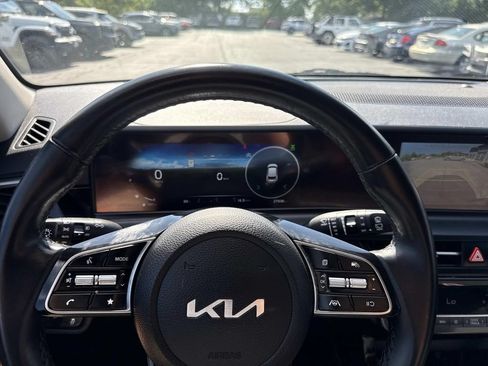 Used 2024 Kia Seltos S AWD/4WD image 27