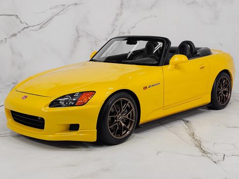 Used 2003 Honda S2000 image 17
