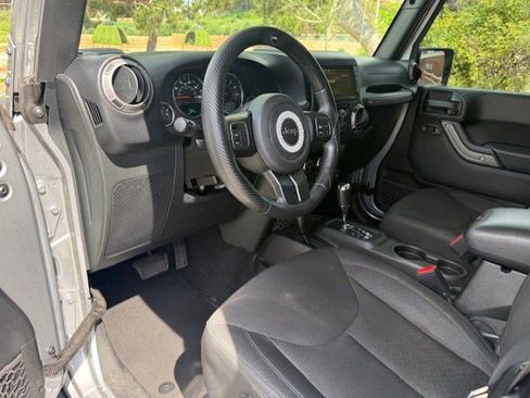 Used 2016 Jeep Wrangler Unlimited Sport w/ Quick Order Package 24S image 24