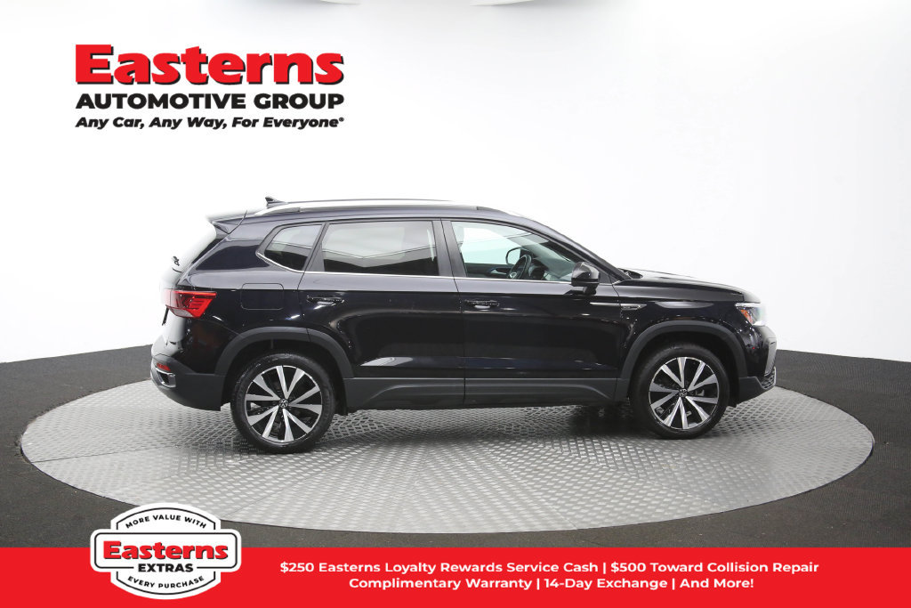 Used 2024 Volkswagen Taos SE FWD image 44