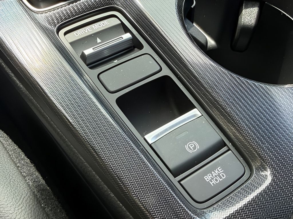 Certified 2025 Honda Civic Sport Touring image 30