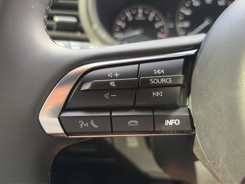 Certified 2024 MAZDA MAZDA3 s FWD image 20