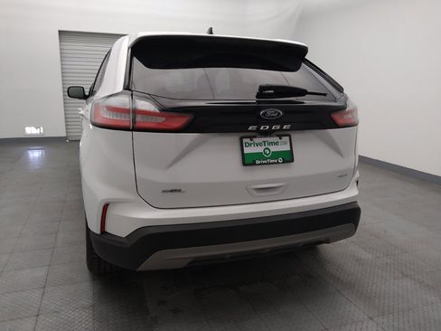 Used 2022 Ford Edge SEL AWD/4WD image 6