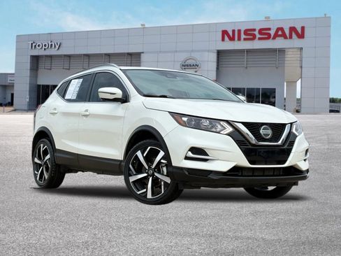 Certified 2022 Nissan Rogue Sport SL AWD/4WD image 1