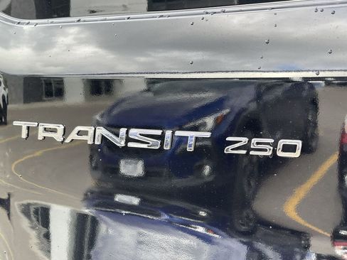 Used 2022 Ford Transit 250 148 High Roof Extended w/ Load Area Protection Package RWD image 7