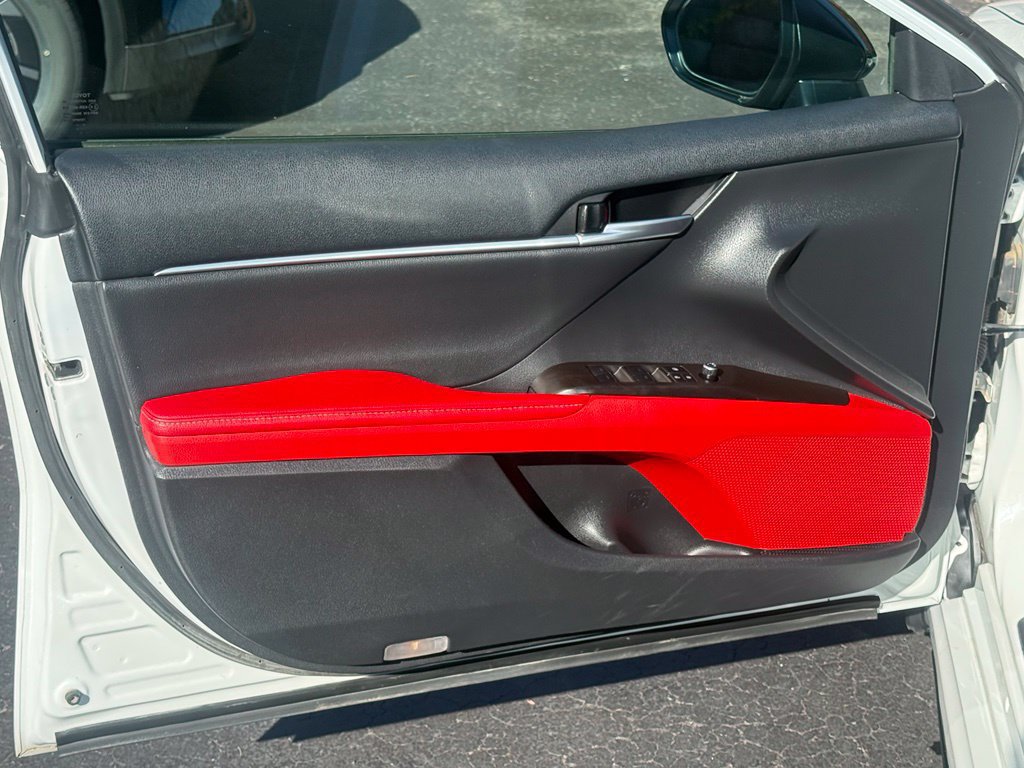 Used 2023 Toyota Camry XSE FWD image 14