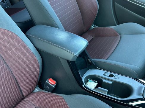 Used 2023 Toyota Corolla SE w/ SE Premium Package image 33