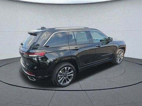 Used 2022 Jeep Grand Cherokee Overland w/ Luxury Tech Group IV image 5