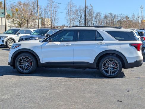 New 2026 Ford Explorer ST w/ Sun And Sound Package image 14