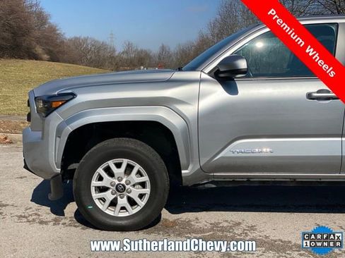 Used 2024 Toyota Tacoma SR5 image 10