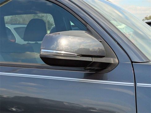 Used 2023 Toyota Tacoma TRD Sport image 12