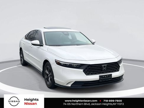 Used 2023 Honda Accord EX image 1