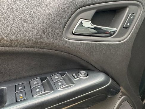 Used 2015 GMC Canyon SLE w/ All-Terrain Package image 5