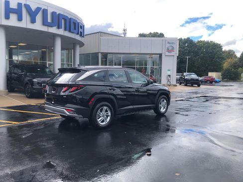 New 2026 Hyundai Tucson SE AWD/4WD image 2