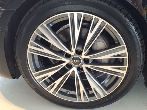 Used 2023 Audi A6 Premium Plus w/ Premium Plus Package AWD/4WD image 7