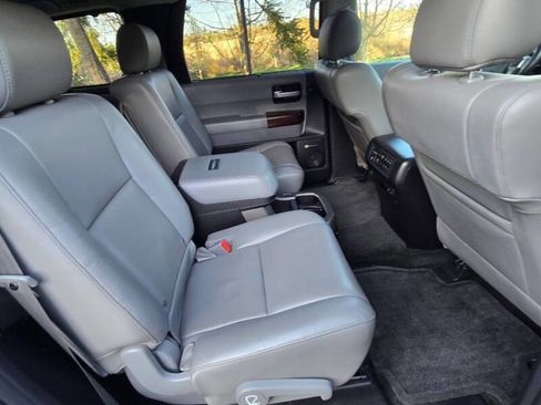 Used 2016 Toyota Sequoia Platinum AWD/4WD image 14