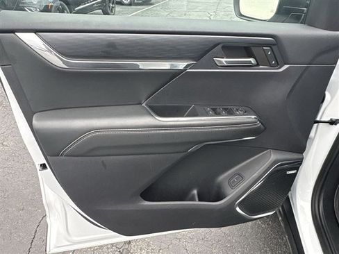Used 2024 GMC Acadia Elevation w/ LPO, Floor Liner Package FWD image 22