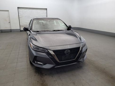 Used 2022 Nissan Sentra SR w/ SR Premium Package image 14