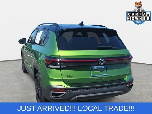 Used 2025 Volkswagen Taos SE FWD image 6