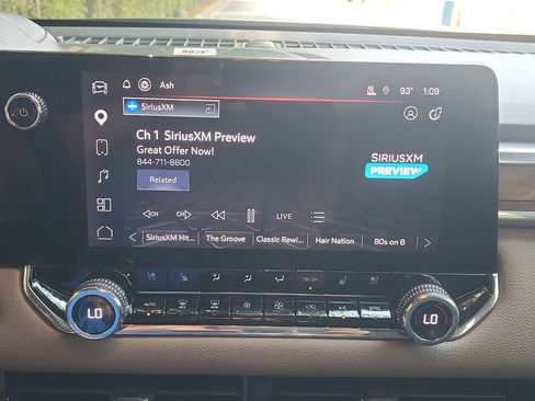 Certified 2025 GMC Canyon Denali AWD/4WD image 13